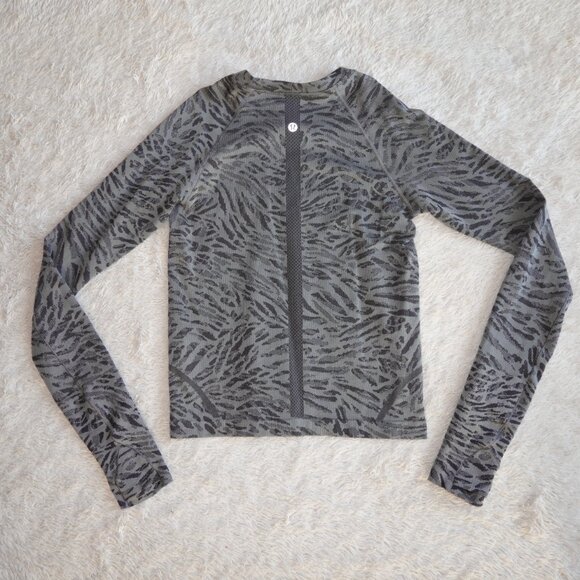 Women's 6 Lululemon Swiftly Tech Long Sleeve Shirt Primal Clash Black Gull Grey - Picture 4 of 6